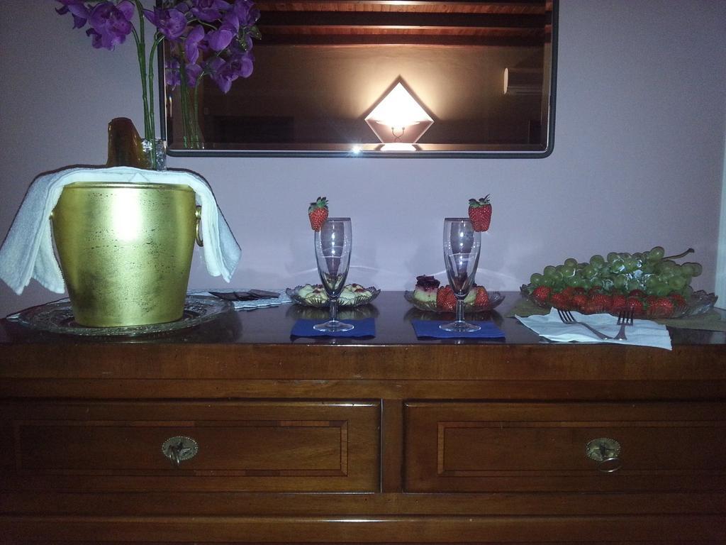 San Francesco Residenza Bed & Breakfast Мантова Екстериор снимка